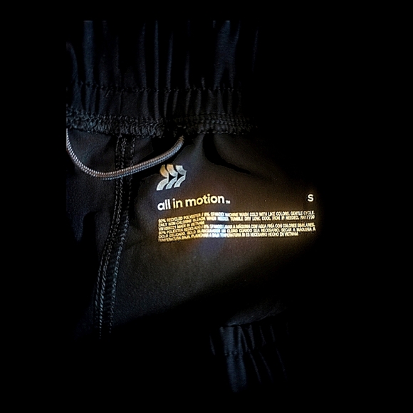 NWT All in Motion Men's Black Hybrid Shorts - Size S - Picture 7 of 7